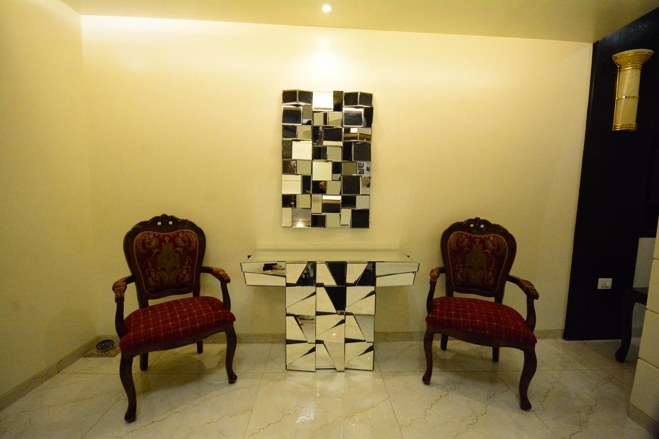 Hotel 24 Seven Nashik Exterior photo